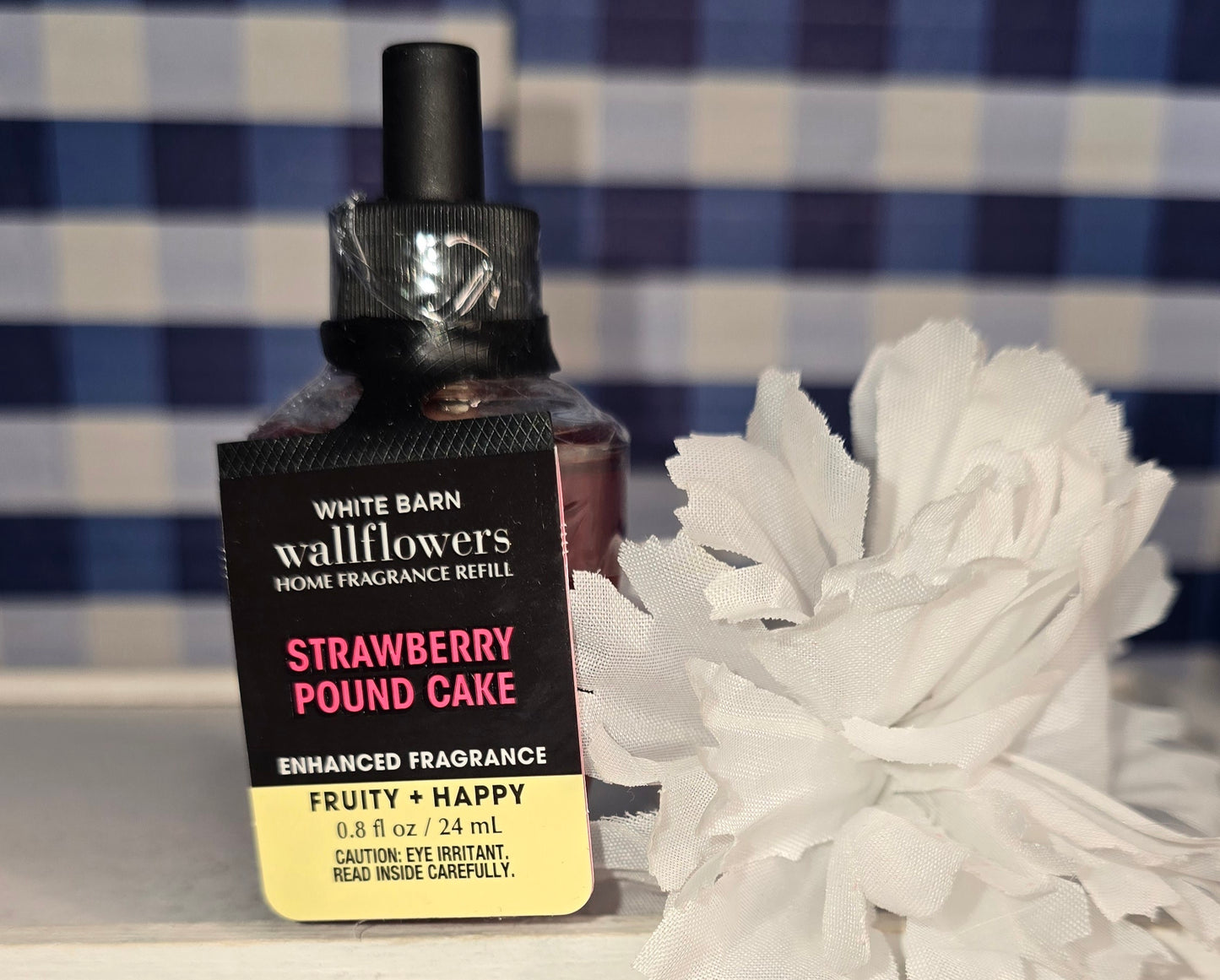 New White Barn Strawberry Pound Cake Home Fragrance Refill