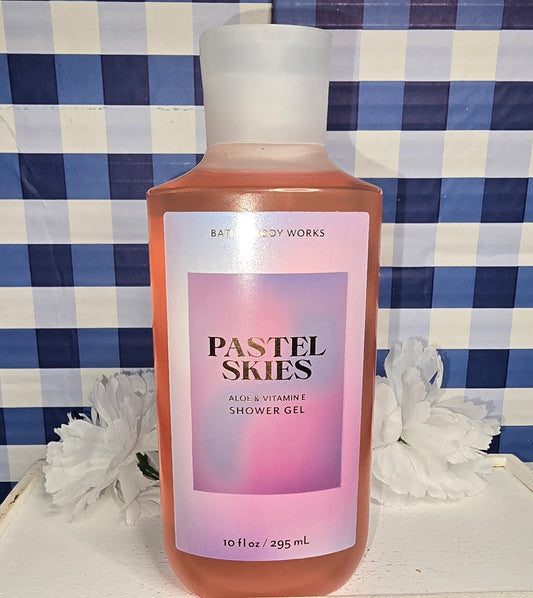 New Bath and Body Works Pastel Skies Aloe and Vitamin E Shower Gel 10 fl oz